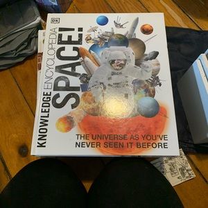 Smithsonian space encyclopedia & Usborne space book